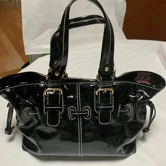 DOONY & BOURKE Patent Leather Purse/Crossbody.No cracking or peeling. STUNNING❣️ - Picture 2 of 8